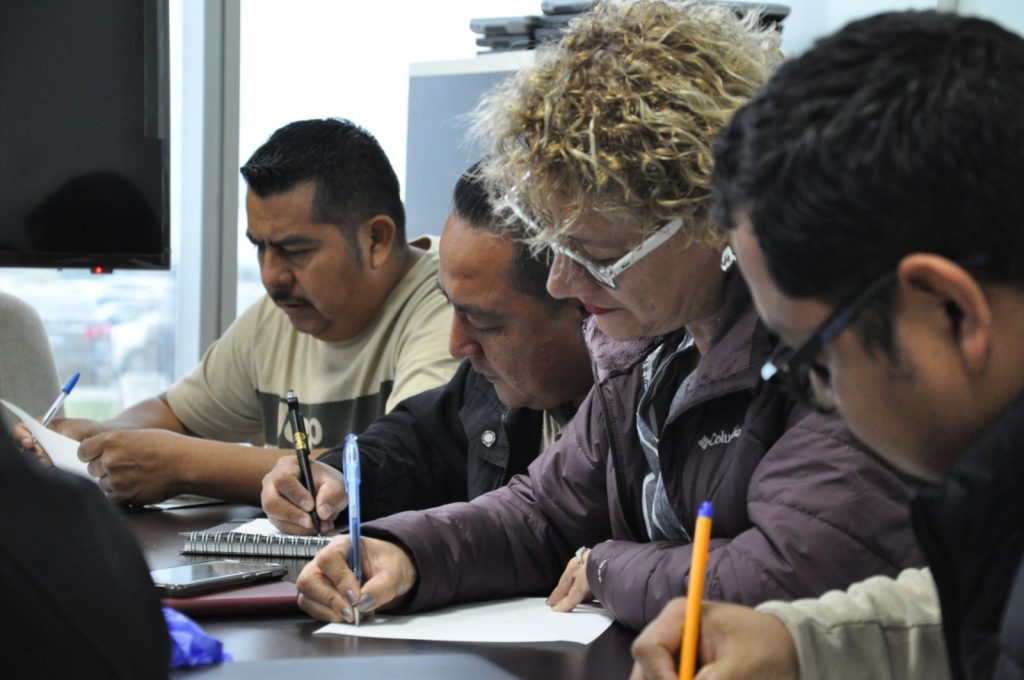 IMG-20250220-WA0035-1024x680 Recibe personal de la Secretaría de Recursos Hidráulicos capacitación para muestreo de aguas residuales