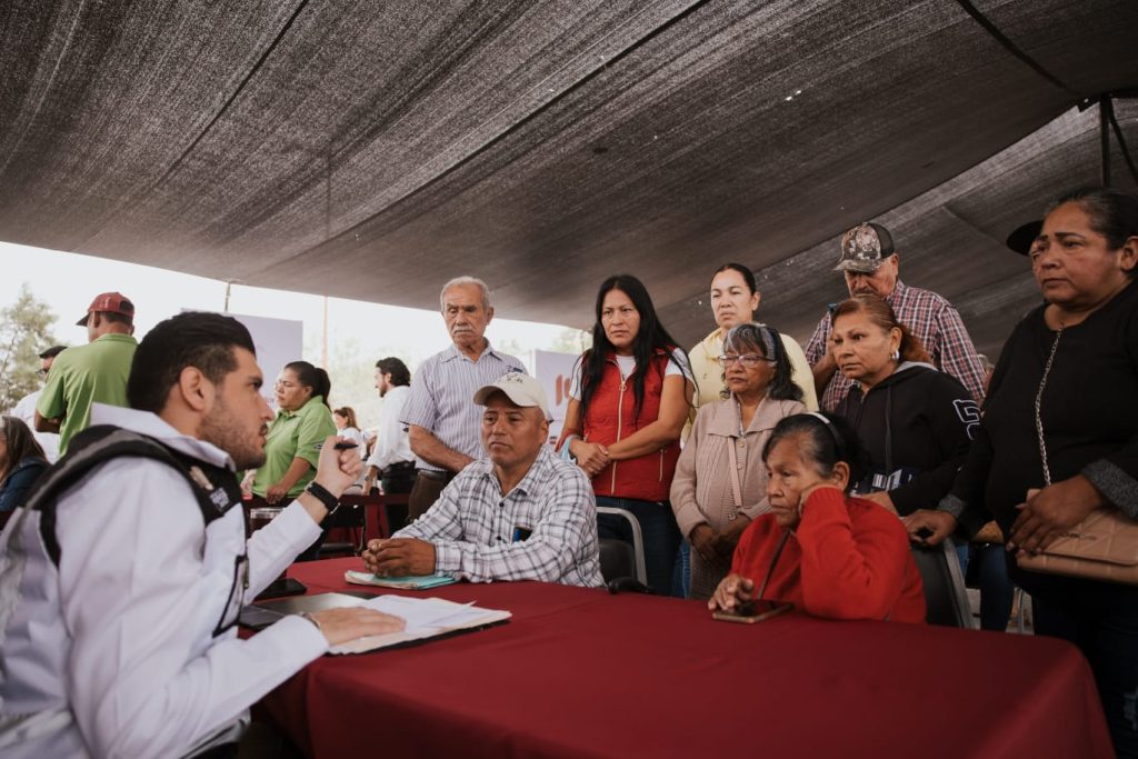 Imagen-de-WhatsApp-2025-02-18-a-las-17.48.55_4c1e293d-1024x683 Beto Granados cumple su palabra: Audiencia pública en la colonia Independencia