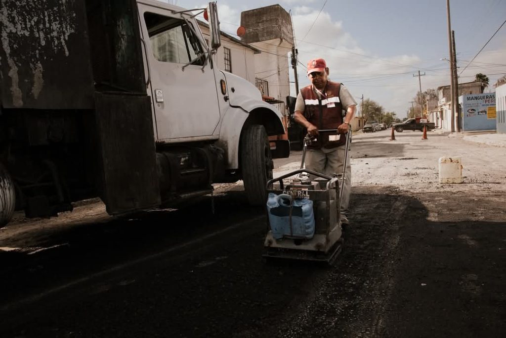 Imagen-de-WhatsApp-2025-03-13-a-las-20.32.34_9edccf04-1024x683 Mejora Gobierno de Matamoros calles de la Colonia México Agrario