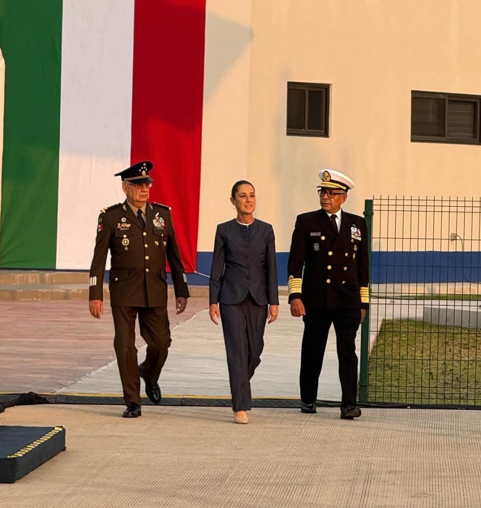 IMG-20250423-WA0004-968x1024 Asiste alcalde Beto Granados a FAMEX 2025, el evento aeroespacial más importante de Latinoamérica