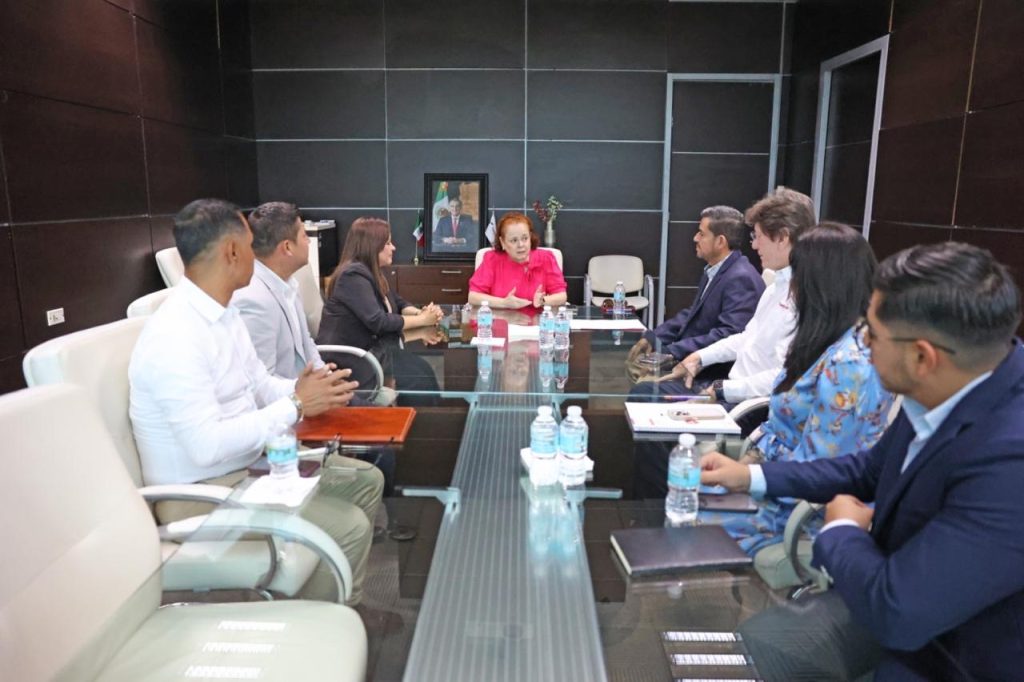 IMG-20250423-WA0012-1024x682 Firman contrato de donación de terreno para construcción del nuevo Hospital General de San Fernando