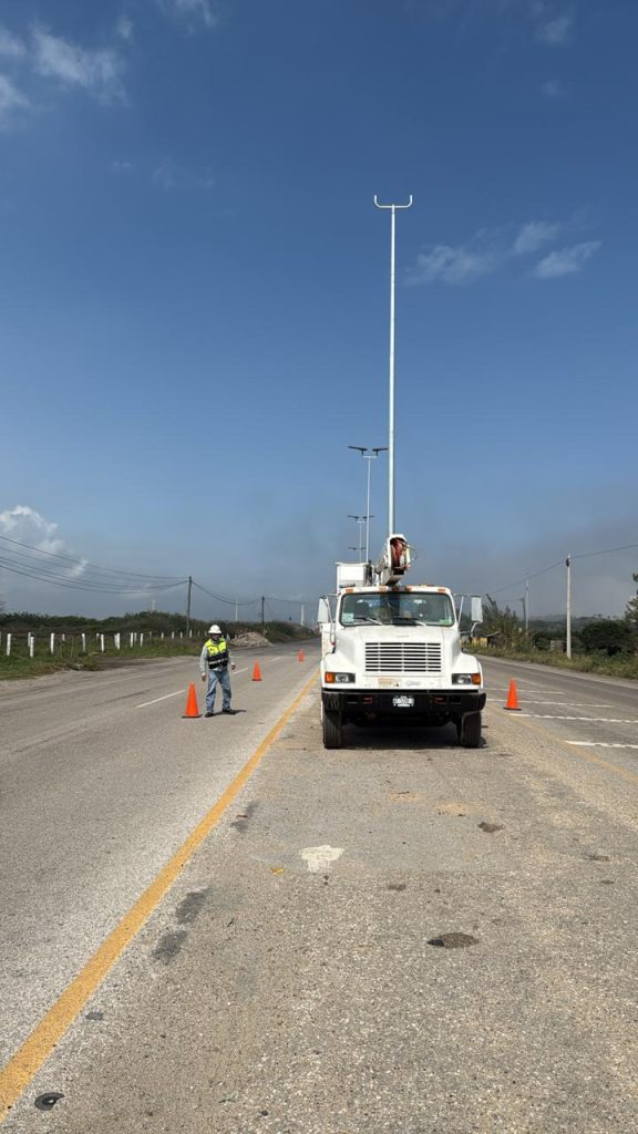 Imagen-de-WhatsApp-2025-03-30-a-las-13.22.09_3638cc1c-576x1024 Ilumina gobierno de Américo Corredor Urbano “Luis Donaldo Colosio”