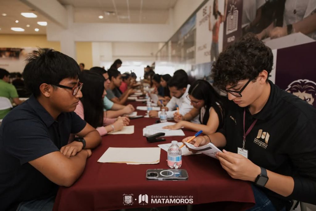 IMG-20250528-WA0004-1024x683 Gobierno Municipal y Universidad Tecnológica refuerzan alianza en beneficio de estudiantes