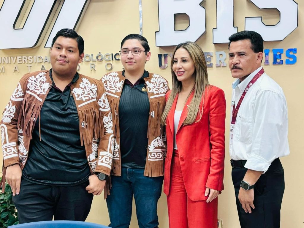 IMG-20250530-WA0005-1024x768 Destacan estudiantes de la UT Matamoros: ganan medalla de plata en Infomatrix 2025
