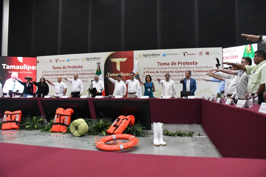 Imagen-de-WhatsApp-2025-05-08-a-las-15.37.41_f0bde198-1024x682 Fortalecen Gobierno de Tamaulipas y CONAPESCA alianza por el desarrollo pesquero
