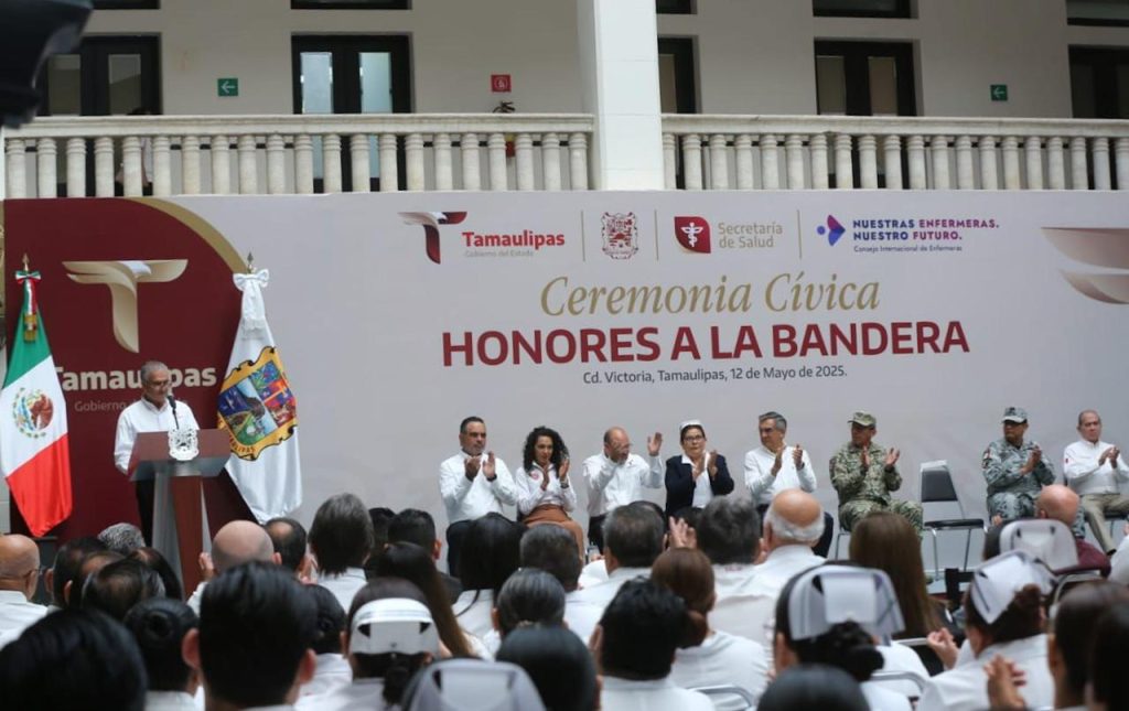 Imagen-de-WhatsApp-2025-05-22-a-las-21.48.28_adcba111-1024x645 El magisterio es el eje y futuro del país: Américo