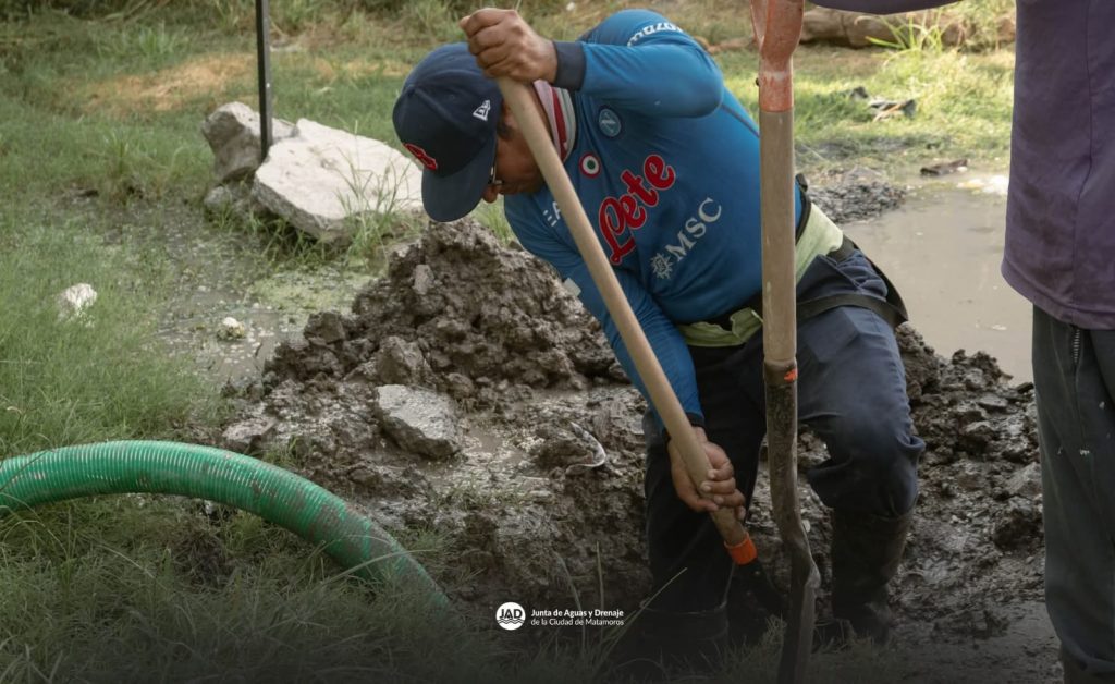 IMG-20250809-WA0028-1024x628 Gobierno de Beto Granados repara fuga de agua potable en la colonia Moderna