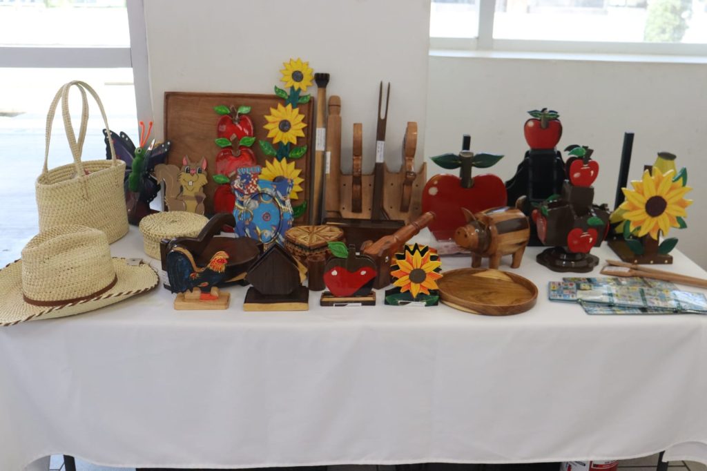 IMG-20250809-WA0041-1024x682 Apoya SSPT reinserción social de PPLs con venta permanente de productos elaborados en CEDES