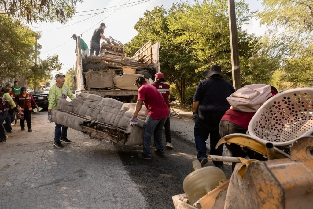 IMG-20250816-WA0010-1024x682 Beto Granados refuerza acciones de descharrización en colonias de Matamoros como la Guillermo Guajardo y México Agrario, entre otras