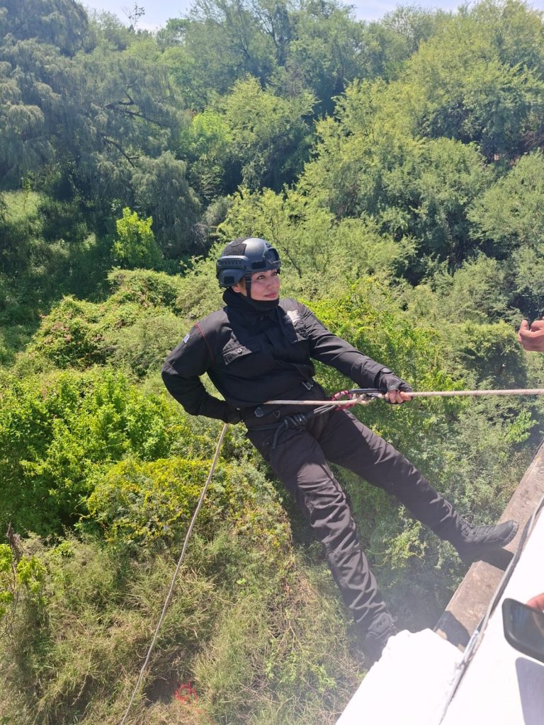 IMG-20250831-WA0024-768x1024 Recibe Guardia Estatal de Güémez capacitación en Levantamiento de Pacientes y Control y Descenso Nacional de Emergencias