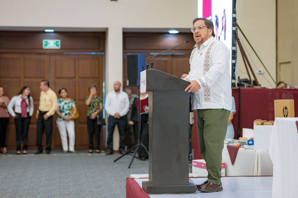 Imagen-de-WhatsApp-2025-08-20-a-las-17.18.40_adaa9dff-1024x682 Se actualizan jefes de sector y supervisores de la zona sur y cañera