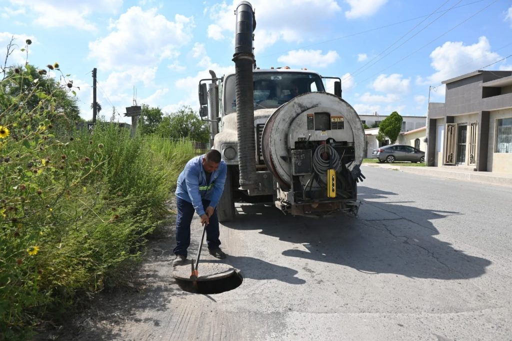 IMG-20251004-WA0021-1024x682 Efectúa gobierno municipal mantenimiento preventivo en Valle Dorado