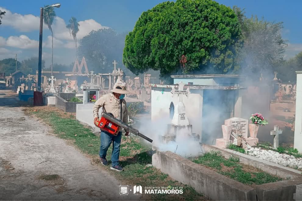 IMG-20251030-WA0008 Preparan panteones de Matamoros para recibir a miles de visitantes en Día de Muertos
