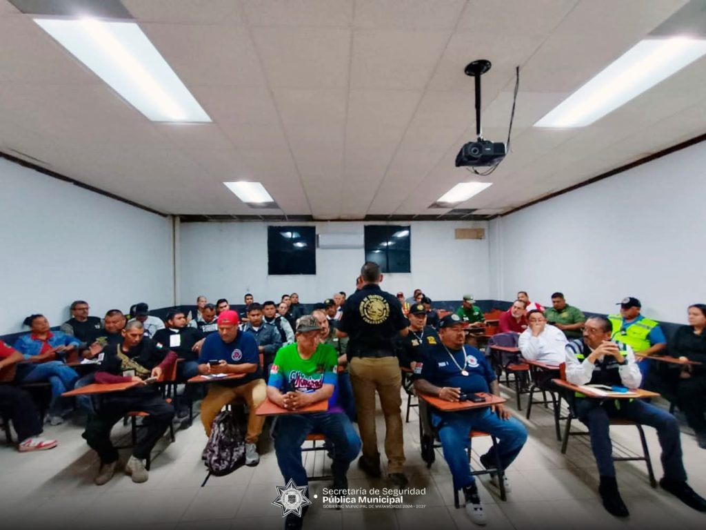 Imagen-de-WhatsApp-2025-11-29-a-las-20.00.43_cc9e7b51-1024x768 Por Instrucciones del Alcalde Beto Granados se Refuerza Operativo de Seguridad y Vialidad para el Maratón de Matamoros