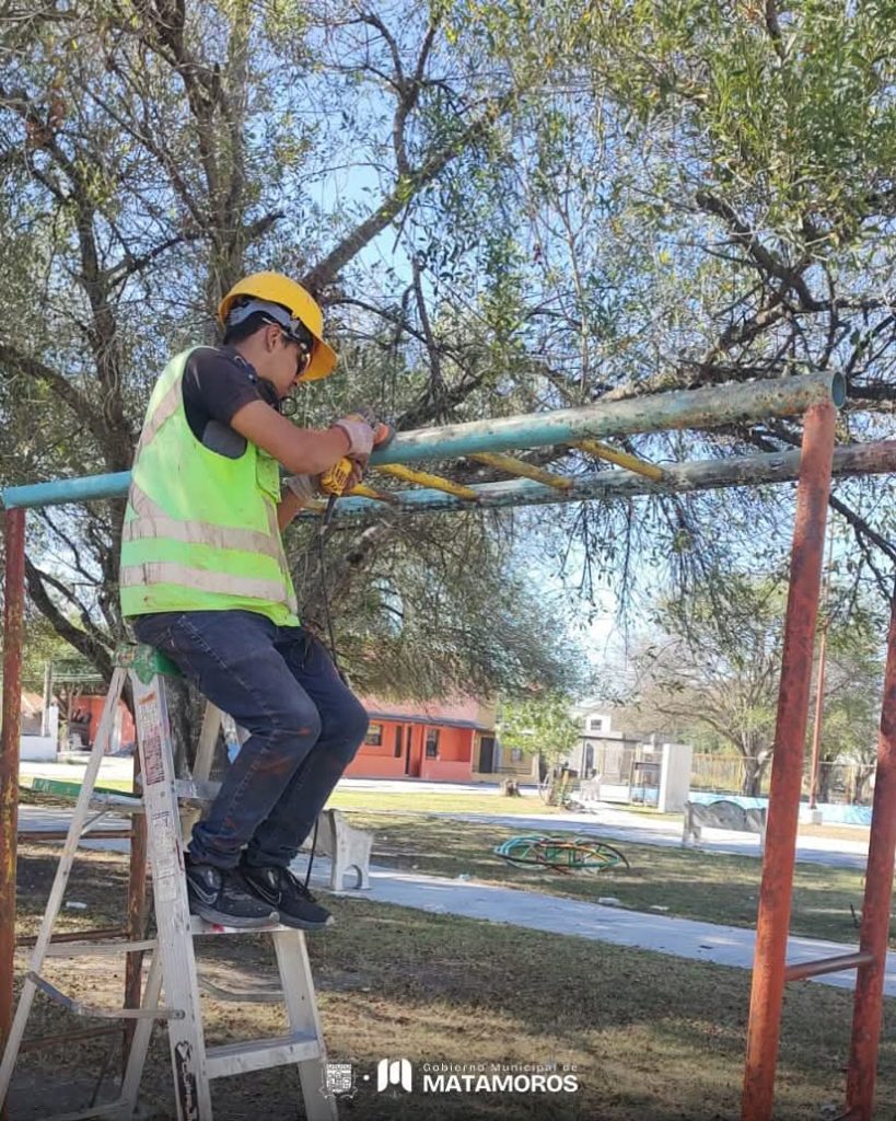 IMG-20251213-WA0007-819x1024 Gobierno de Beto Granados impulsa el rescate de un parque en la colonia México Agrario