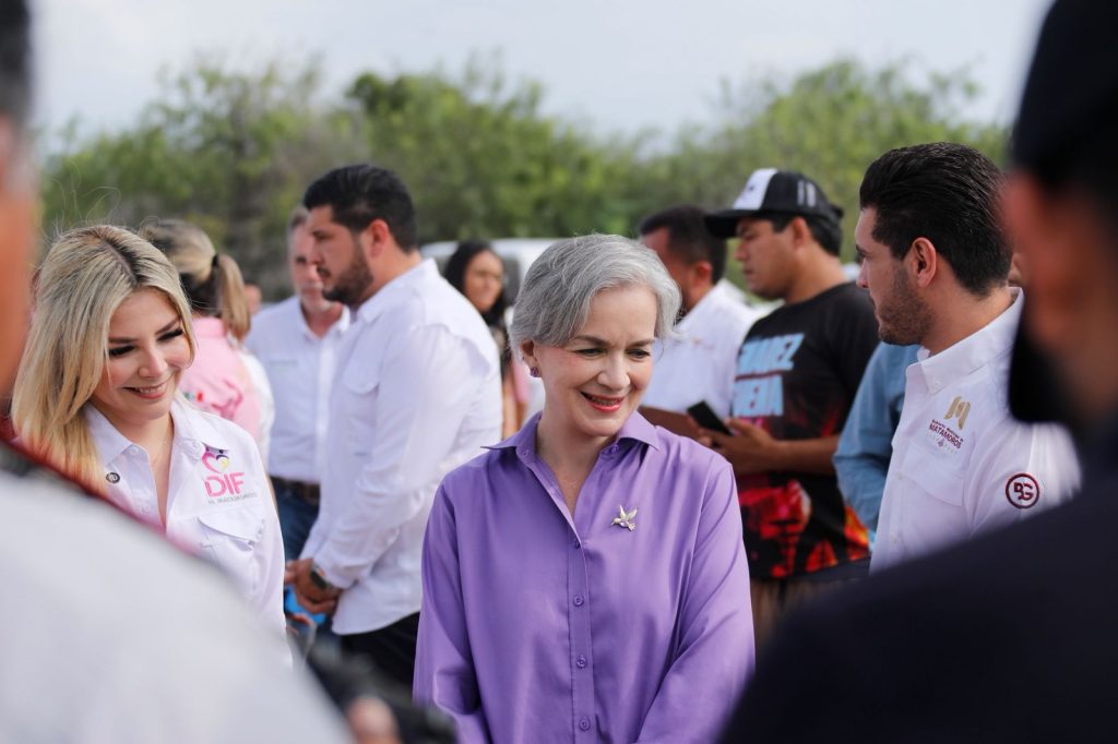 IMG-20251214-WA0025-1024x682 Apapachan Américo y María a las familias de Higuerillas con la Brigada Navideña Transformando Familias