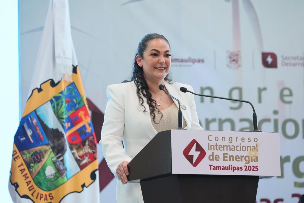 Imagen-de-WhatsApp-2025-12-02-a-las-21.18.51_9e2998b3-1024x683 Devolvimos al Estado el control estratégico de la energía, señala senadora Olga Sosa en el Congreso Internacional de Energía Tamaulipas 2025