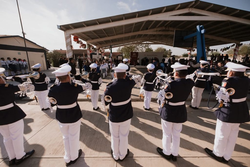 Imagen-de-WhatsApp-2025-12-08-a-las-19.00.37_c93dcc29-1024x683 Alcalde Beto Granados inaugura aula en la escuela primaria Ford 187