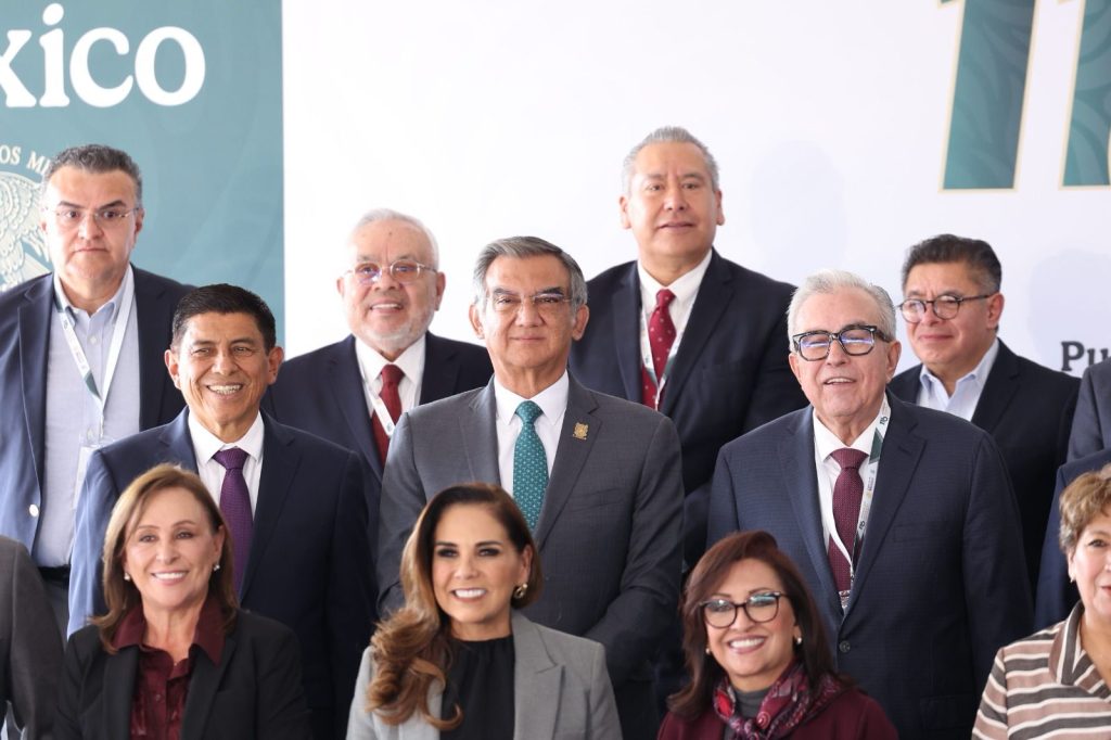 Imagen-de-WhatsApp-2025-12-11-a-las-09.04.08_33aa532c-1024x682 Refrenda Américo Villarreal compromiso con una atención médica de calidad para las y los tamaulipecos