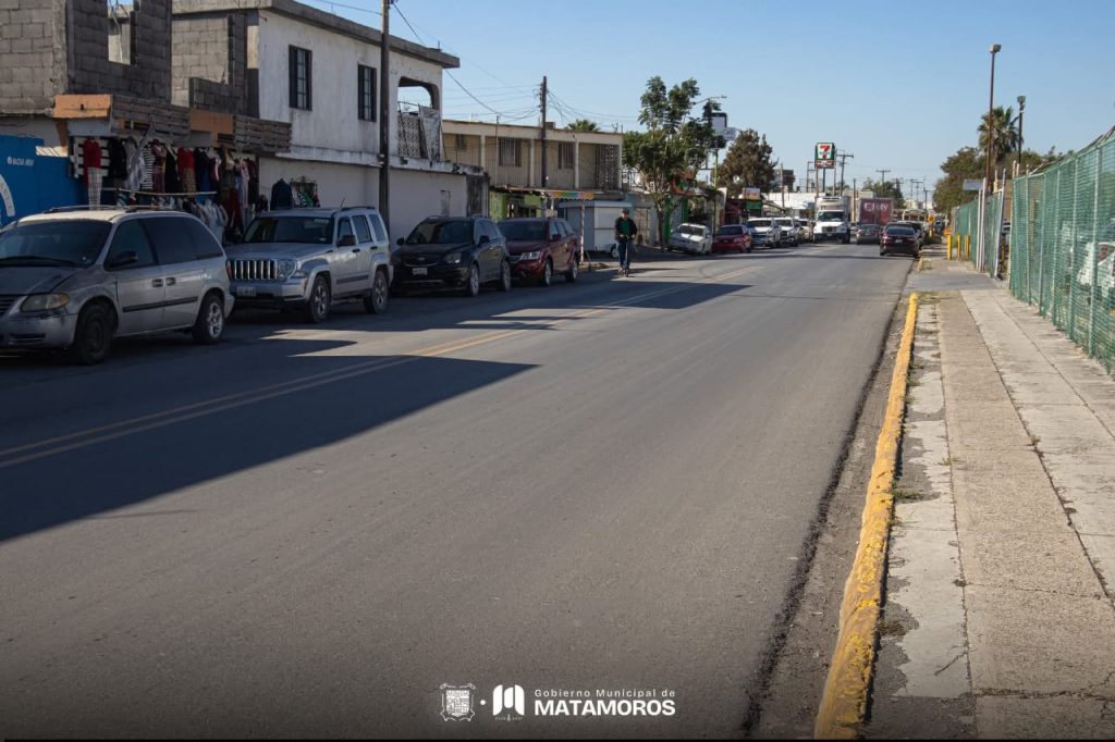Imagen-de-WhatsApp-2025-12-12-a-las-13.03.31_9f83491b-1024x682 Beto Granados impulsa mejores vialidades para las familias; rehabilitan la calle Albino Hernández