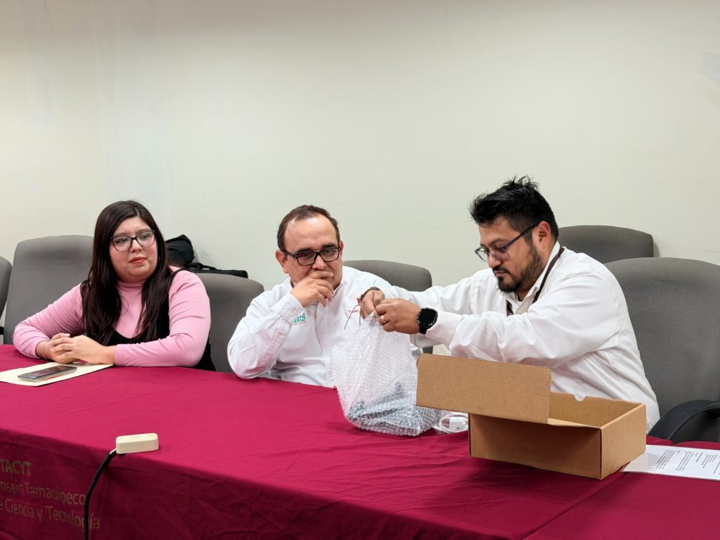 IMG-20260123-WA0025-1024x768 Fortalece UT Matamoros vocaciones científicas con donación de robot educativo al COTACYT