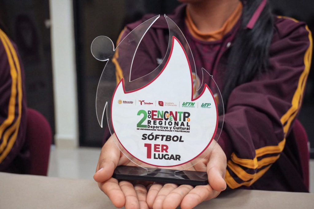 IMG-20260302-WA0058-1024x684 UT Matamoros reconoce a campeonas regionales de sóftbol femenil