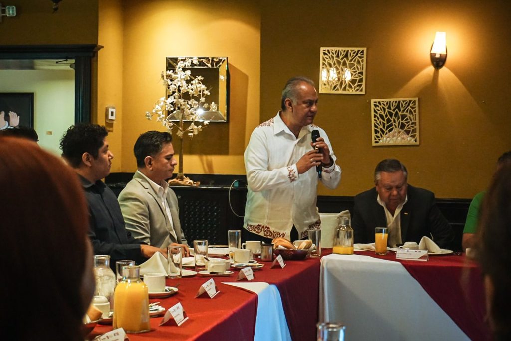 WhatsApp-Image-2026-03-06-at-9.13.33-PM-1-1024x684 Fortalece UTMatamoros vinculación con sector productivo a través del Comité de Pertinencia y Vinculación 2026