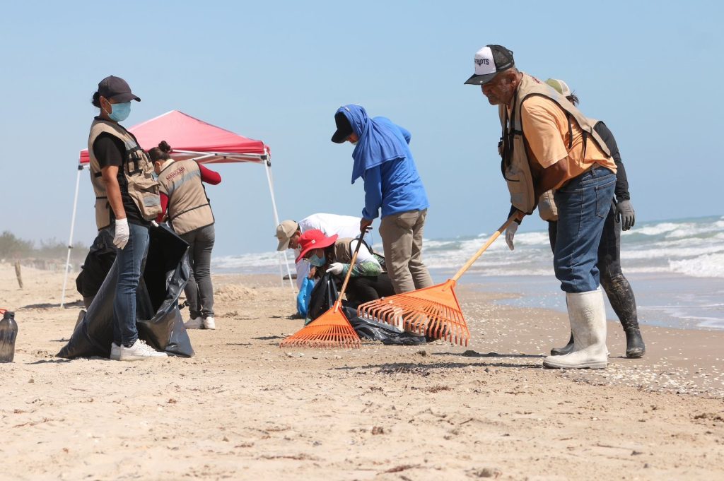 WhatsApp-Image-2026-03-29-at-6.31.57-PM-2-1024x681 Suma Tamaulipas esfuerzos con Federación y municipios para sanear litoral