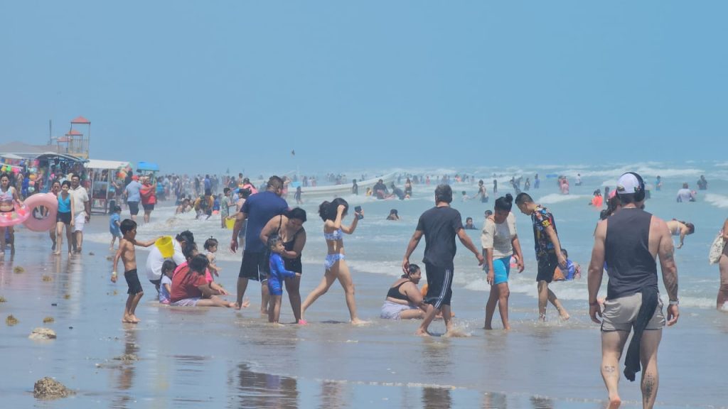 IMG-20260408-WA0001-1024x576 Registra Playa Bagdad alta movilidad turística y crecimiento económico en Semana Santa 2026