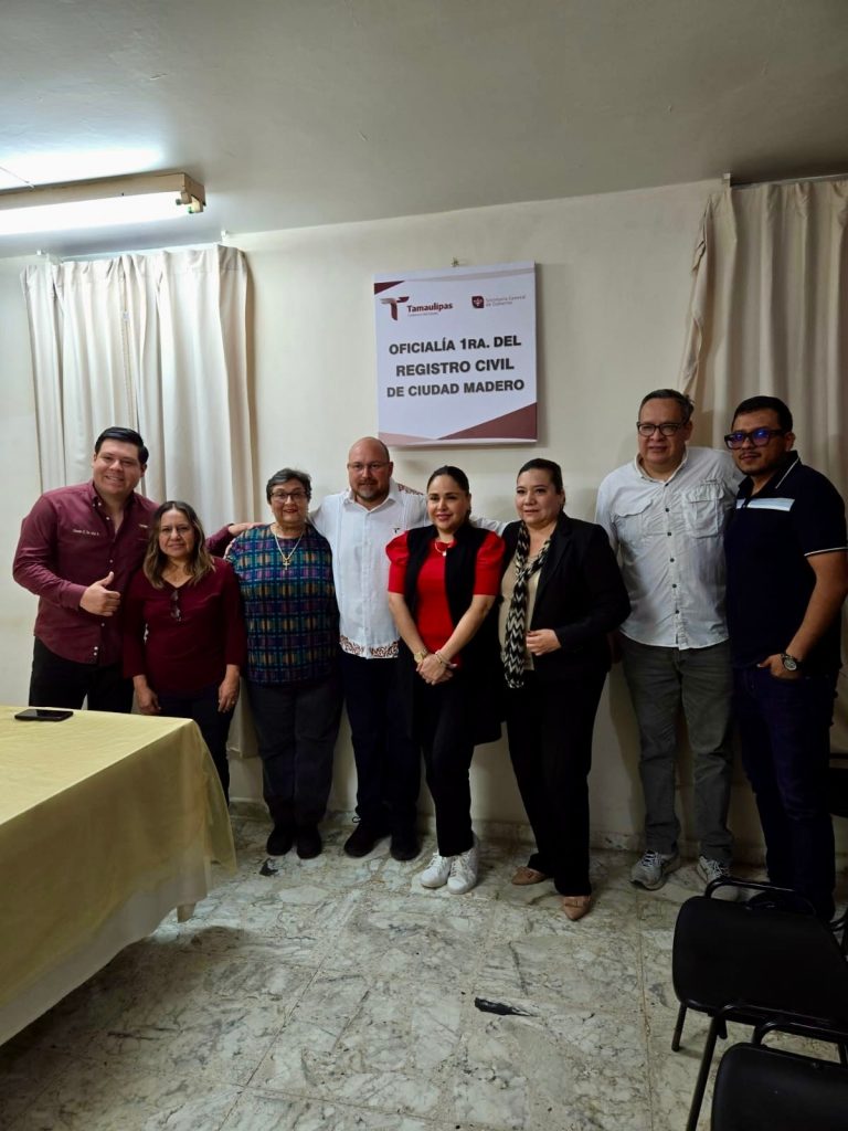 WhatsApp-Image-2026-04-09-at-11.17.01-PM-768x1024 Realiza secretario general de Gobierno recorrido de supervisión en la Oficialía Primera del Registro Civil de Ciudad Madero
