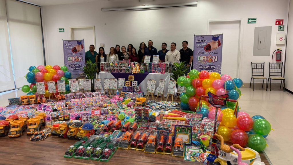 WhatsApp-Image-2026-04-10-at-7.12.55-PM-1024x576 Sectur se suma a la colecta de juguetes del DIF Tamaulipas