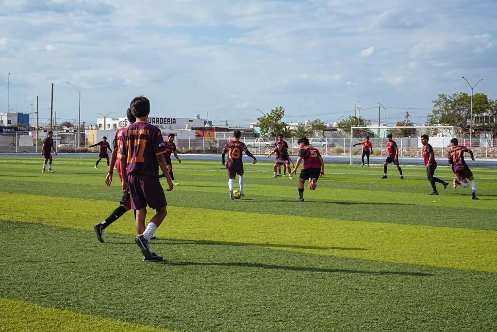 WhatsApp-Image-2026-04-22-at-1.39.31-PM-1-1024x685 Universidad Tecnológica de Matamoros fortalece formación integral con participación nacional