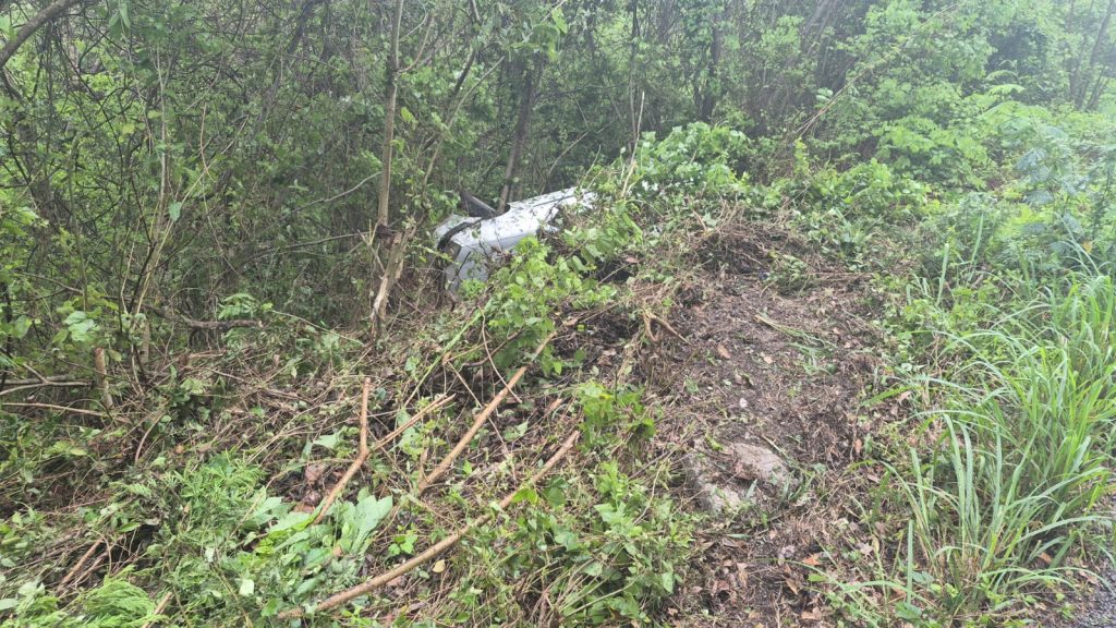 WhatsApp-Image-2026-04-22-at-2.21.01-PM-1024x576 Guardia Estatal atiende accidente con lesionados en Llera